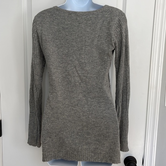 Sequined Grey Color Block Sweater BKE boutique - Picture 6 of 7